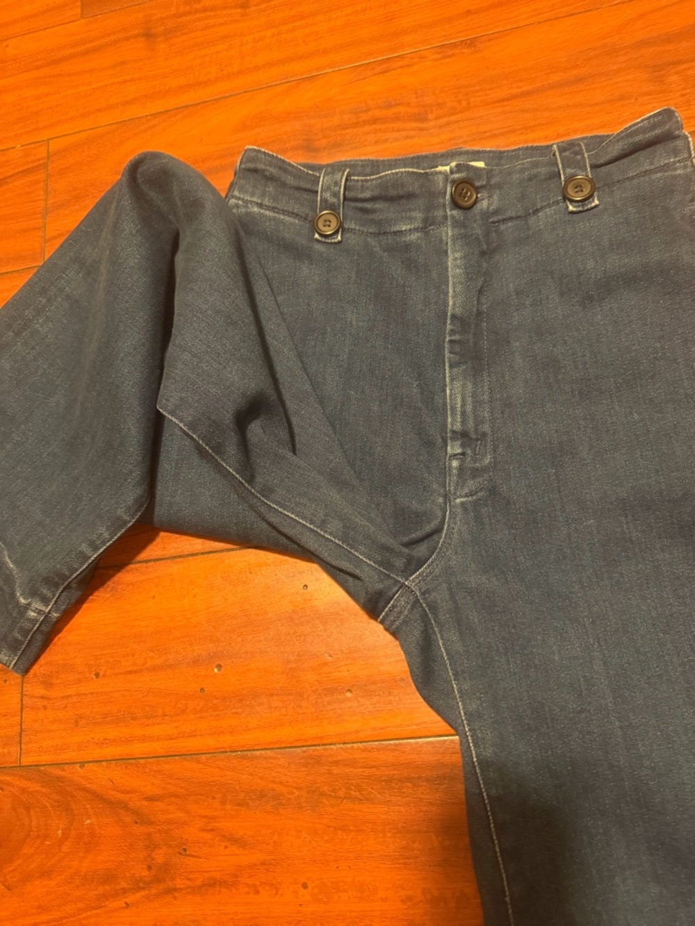 MOTHER Navy High-Rise Wide-Leg Jeans - Picture 10 of 11
